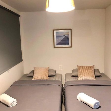 Tap Salaya Lejlighedshotel Eksteriør billede